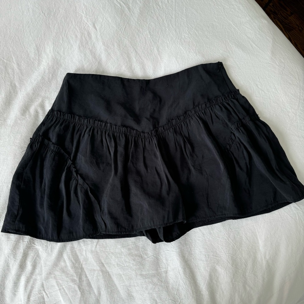 Zara Gray Ruffle Mini Skort